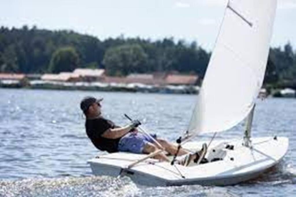 Bungalow Direkt Am See, Mit Eigenem Boot Roding Ngoại thất bức ảnh