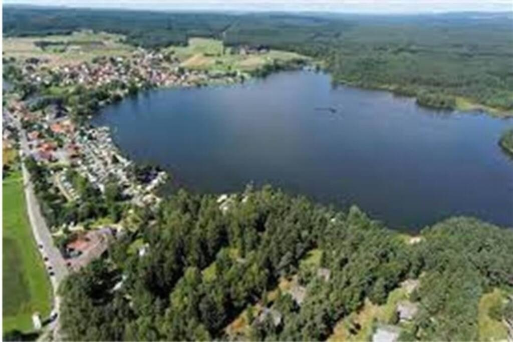 Bungalow Direkt Am See, Mit Eigenem Boot Roding Ngoại thất bức ảnh
