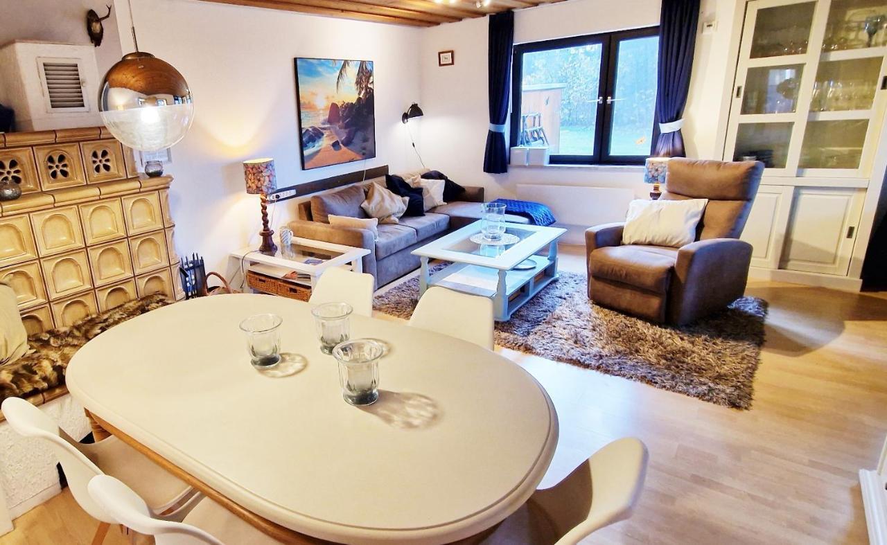 Bungalow Direkt Am See, Mit Eigenem Boot Roding Ngoại thất bức ảnh
