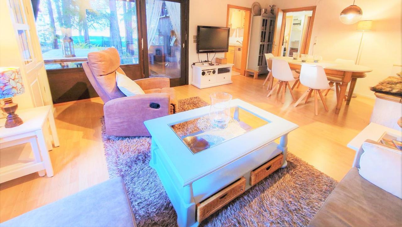 Bungalow Direkt Am See, Mit Eigenem Boot Roding Ngoại thất bức ảnh